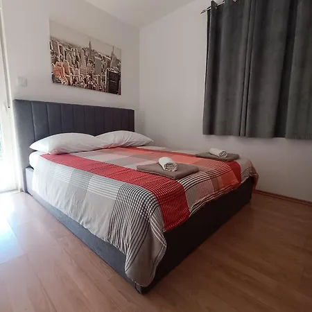 Apartment Kraljic I