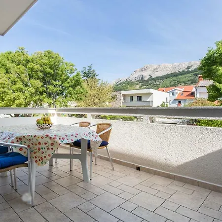 Apartment Kraljic I *