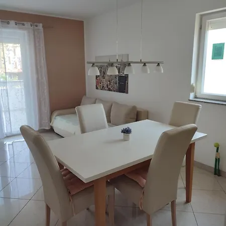 Kraljić I Apartament *
